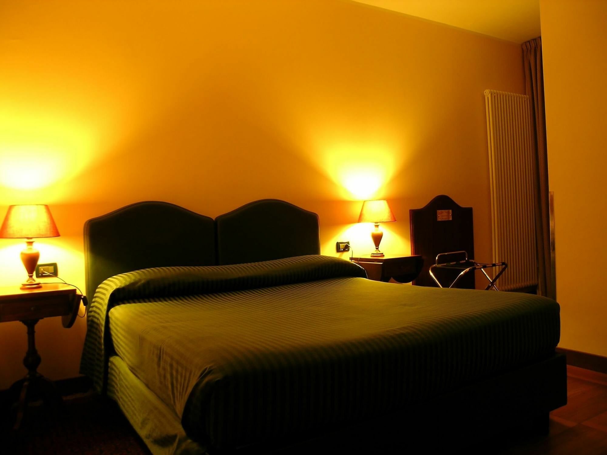 Relax Style House Central Rooms Pescara Exteriér fotografie